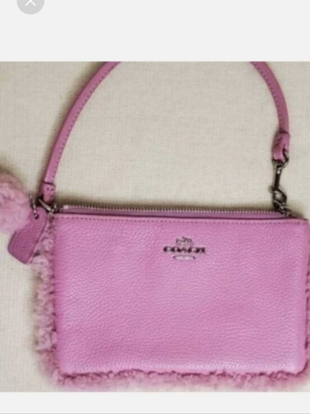Coach🩷Adorable Pink Shearling Trim Pebbled Leather Mini Handbag Wristlet Pompom